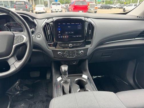 Summit White 2021 Chevrolet Traverse LT Leather