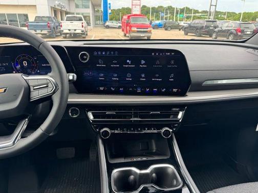 Lakeshore Blue Metallic 2026 Chevrolet Traverse LT