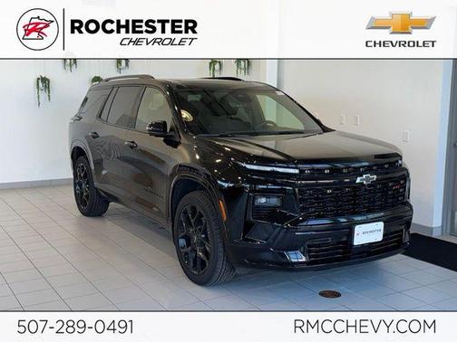 Mosaic Black Metallic 2025 Chevrolet Traverse RS