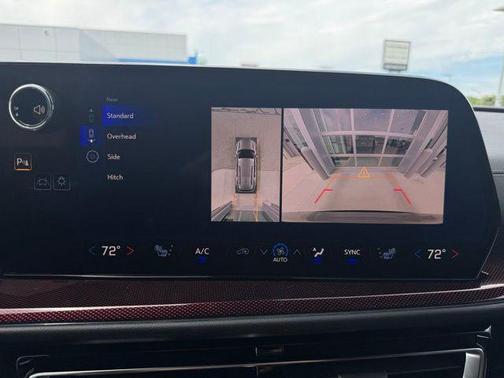 Sandstone 2026 Chevrolet Traverse AWD Z71