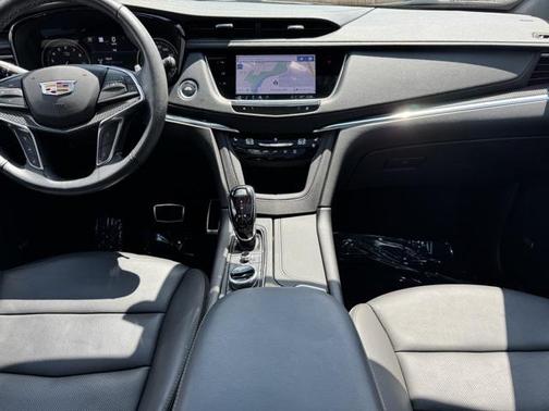 2023 Cadillac XT5 Sport