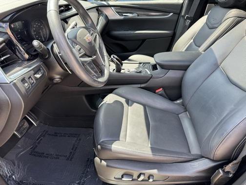 2023 Cadillac XT5 Sport