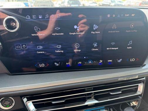 Sterling 2026 Chevrolet Traverse LT