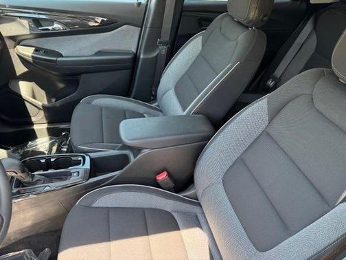 Sterling Gray Metallic 2025 Chevrolet Trailblazer LT