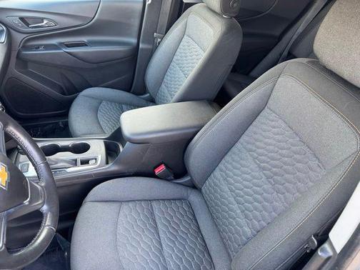 Ivy Metallic 2019 Chevrolet Equinox 1LT
