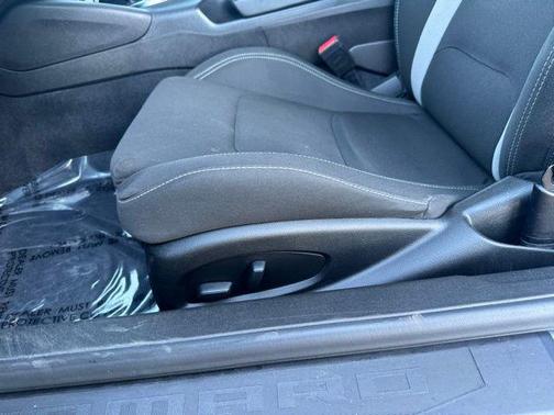 Sharkskin Metallic 2023 Chevrolet Camaro 1LT