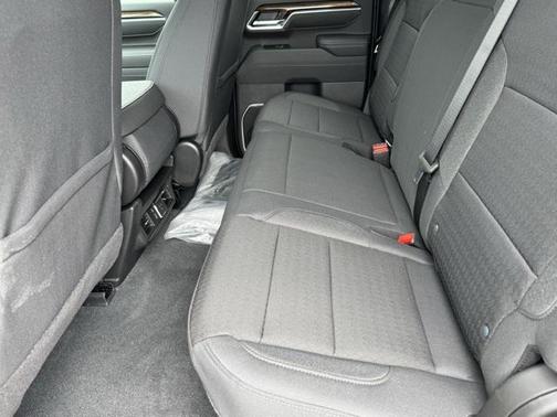 2025 Chevrolet Silverado 3500 LT