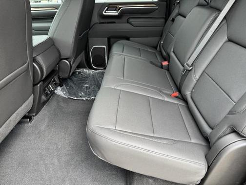 2025 Chevrolet Silverado 3500 LT