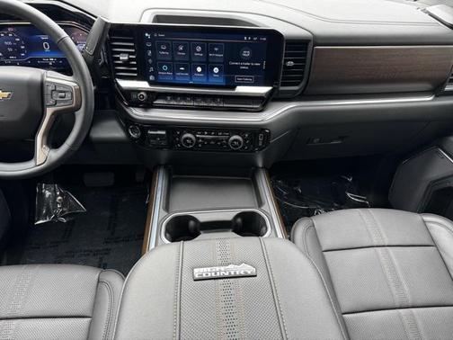 2024 Chevrolet Silverado 3500 High Country