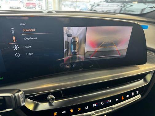 2025 Cadillac LYRIQ Luxury