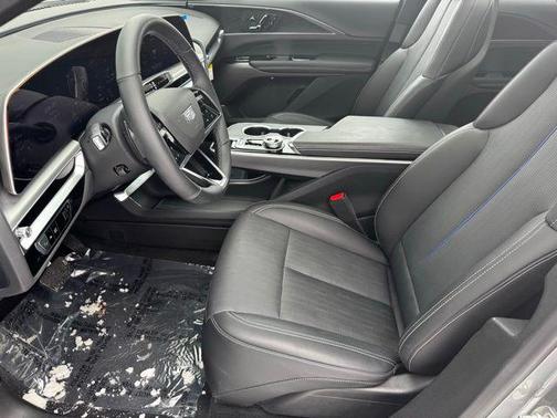 2025 Cadillac LYRIQ Luxury