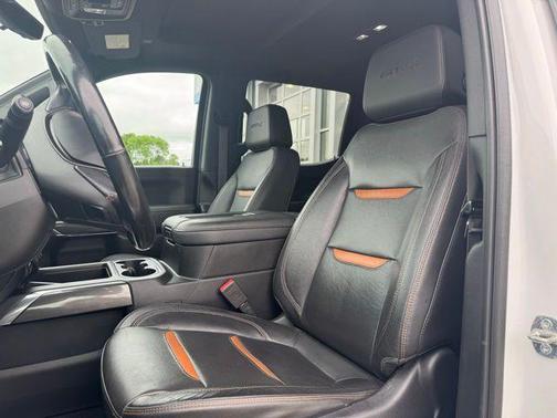 Summit White 2021 GMC Sierra 1500 AT4