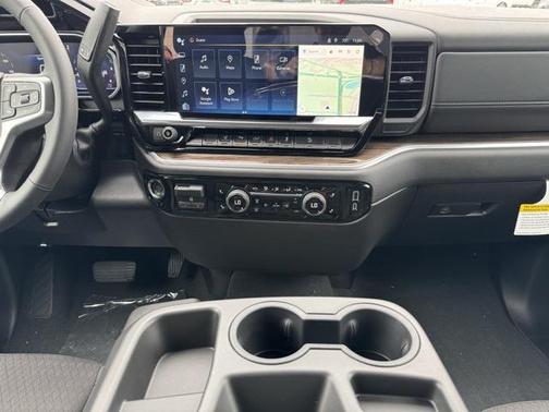 2025 Chevrolet Silverado 3500 LT