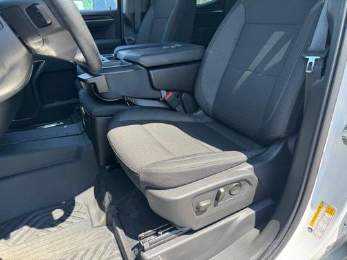Summit White 2026 Chevrolet Silverado 1500 LT