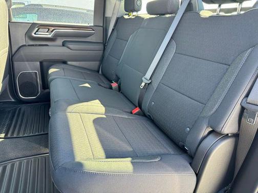 Summit White 2026 Chevrolet Silverado 2500 LT