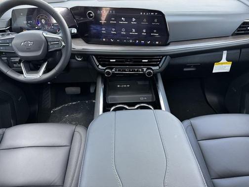 2026 Chevrolet Suburban Z71, 4WD