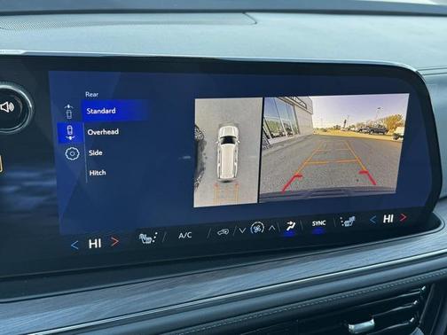 2026 Chevrolet Suburban Z71, 4WD