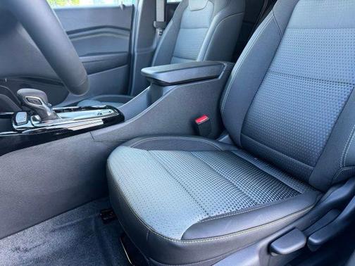 Marina Blue 2026 Chevrolet Trax LT