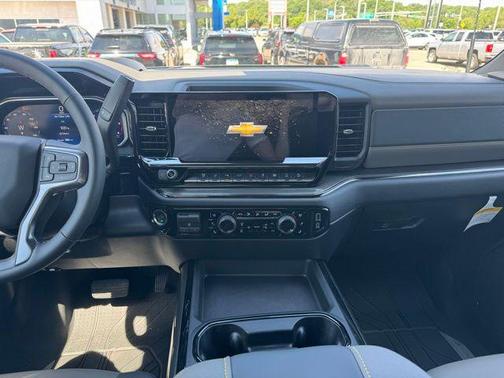 Cypress 2026 Chevrolet Silverado 2500 Crew Cab, Standard Bed, XR2, 4WD