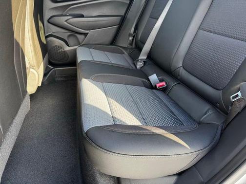 Sterling Gray Metallic 2026 Chevrolet Trax LT