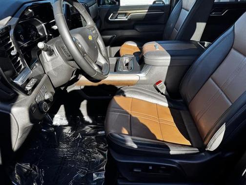 2025 Chevrolet Silverado 3500 High Country