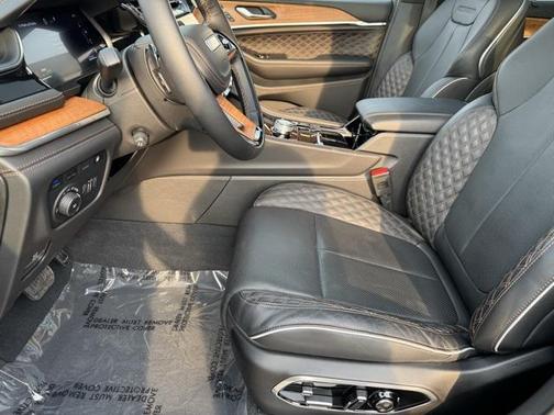 2022 Jeep Grand Cherokee 4xe Summit Reserve