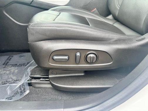 Summit White 2023 Chevrolet Blazer 3LT