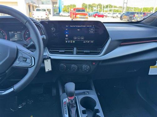 Mosaic Black Metallic 2026 Chevrolet Trax FWD 1RS