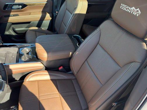 Sterling Gray Metallic 2027 Chevrolet Tahoe High Country