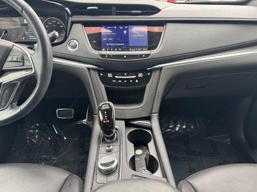 Stellar Black Metallic 2021 Cadillac XT5 Sport