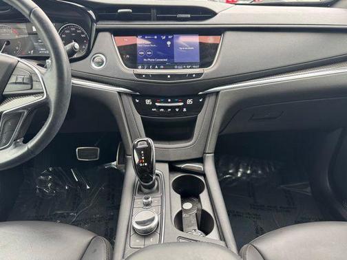 Stellar Black Metallic 2021 Cadillac XT5 Sport