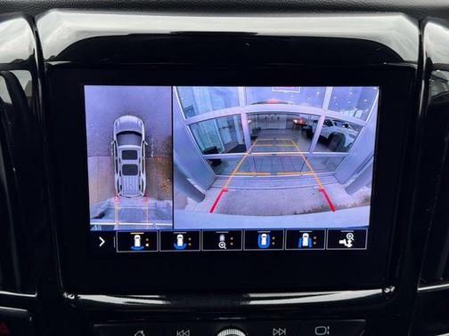 Summit White 2021 Chevrolet Traverse RS