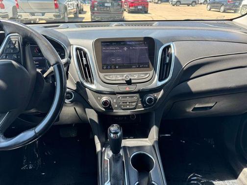 Cayenne Orange Metallic 2020 Chevrolet Equinox L