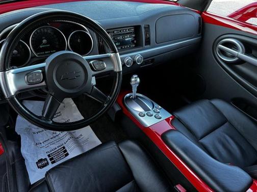 2004 Chevrolet SSR Base