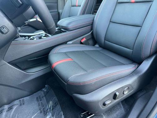 Lakeshore Blue Metallic 2026 Chevrolet Traverse RS