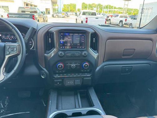 Greenstone Metallic 2022 Chevrolet Silverado 3500 High Country