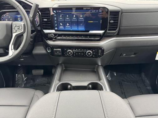 2025 Chevrolet Silverado 3500 LTZ