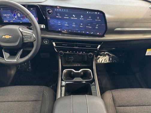 Lakeshore Blue 2026 Chevrolet Traverse LT