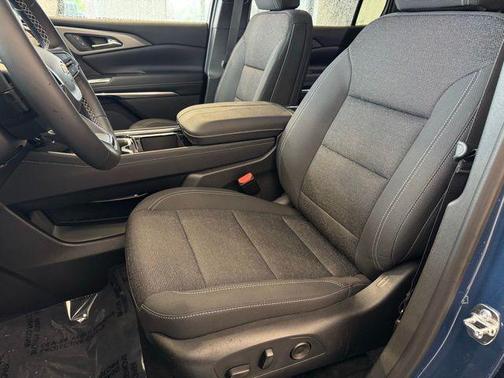 Lakeshore Blue 2026 Chevrolet Traverse LT