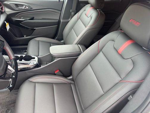 Sterling Gray Metallic 2026 Chevrolet Trax FWD 2RS