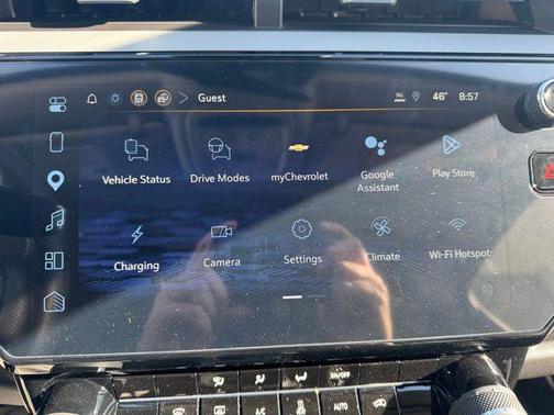2027 Chevrolet Bolt LT FWD