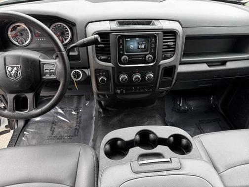 2018 RAM 2500 Tradesman Regular Cab 4x4 8' Box
