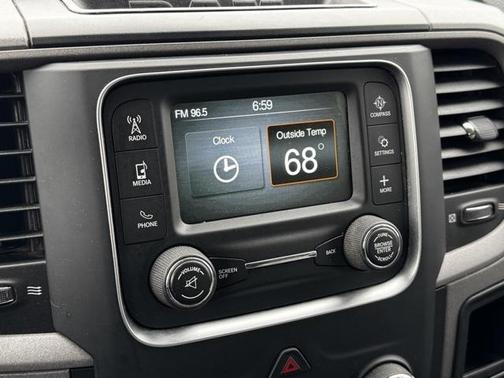 2018 RAM 2500 Tradesman Regular Cab 4x4 8' Box