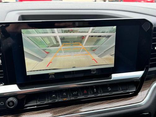 Summit White 2026 Chevrolet Silverado 1500 LT