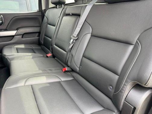 Summit White 2019 Chevrolet Silverado 2500 LT