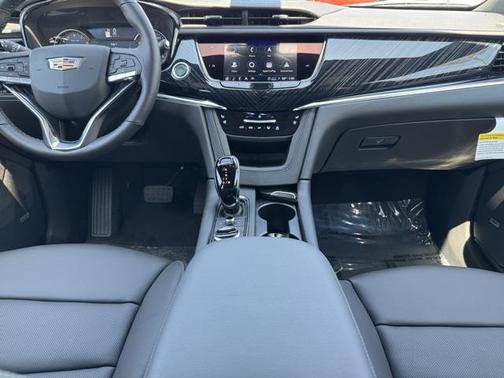 2025 Cadillac XT6 Premium Luxury AWD