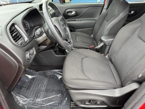 2020 Jeep Renegade Altitude