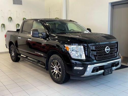 2020 Nissan Titan SV