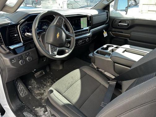 2025 Chevrolet Silverado 3500 LT