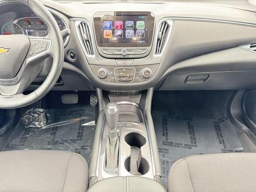 2017 Chevrolet Malibu 1LT